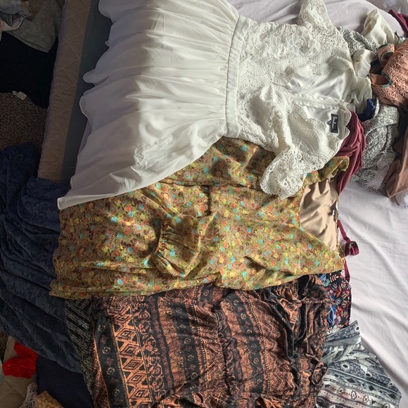 Clothing bundle! - Picture 8 of 16